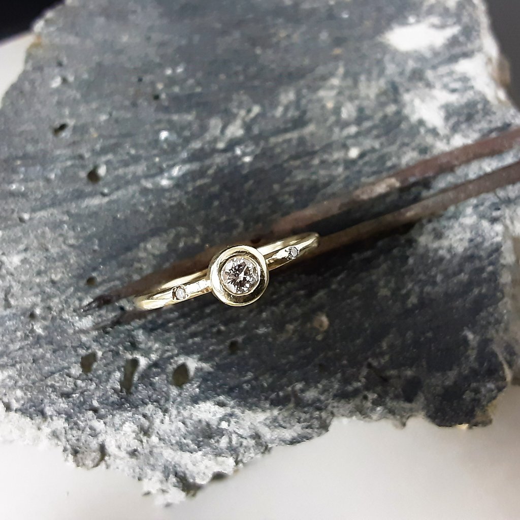 Engagement Ring. 14k Yellow Gold Engagement Ring, With 0.22ct' Diamonds.